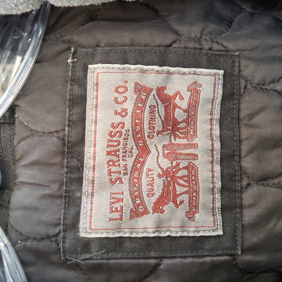 Levi's Black Jacket with Gray Hood Size XL - Picture 11 of 16